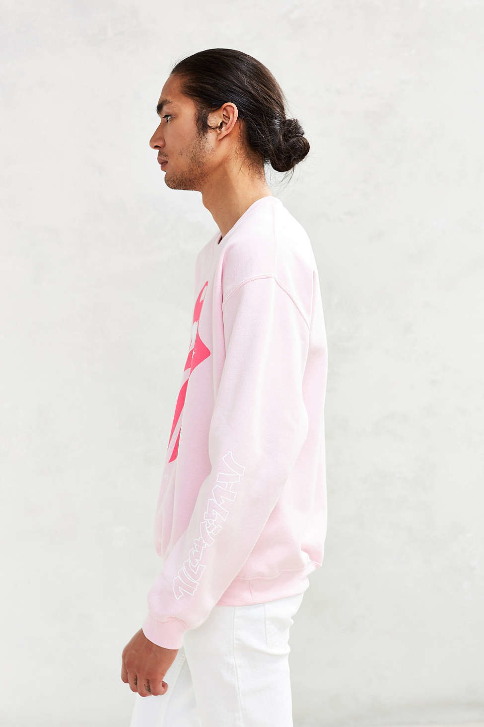 how to tie dye a white shirt with bleach
