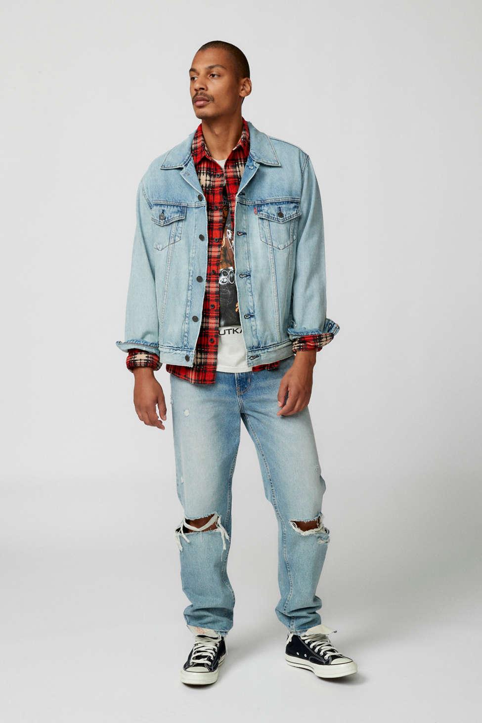 Vintage Relaxed Fit Trucker Jacket - Light Wash