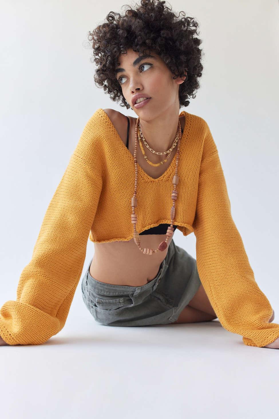 BDG Mavis Cropped Pullover Sweater in 