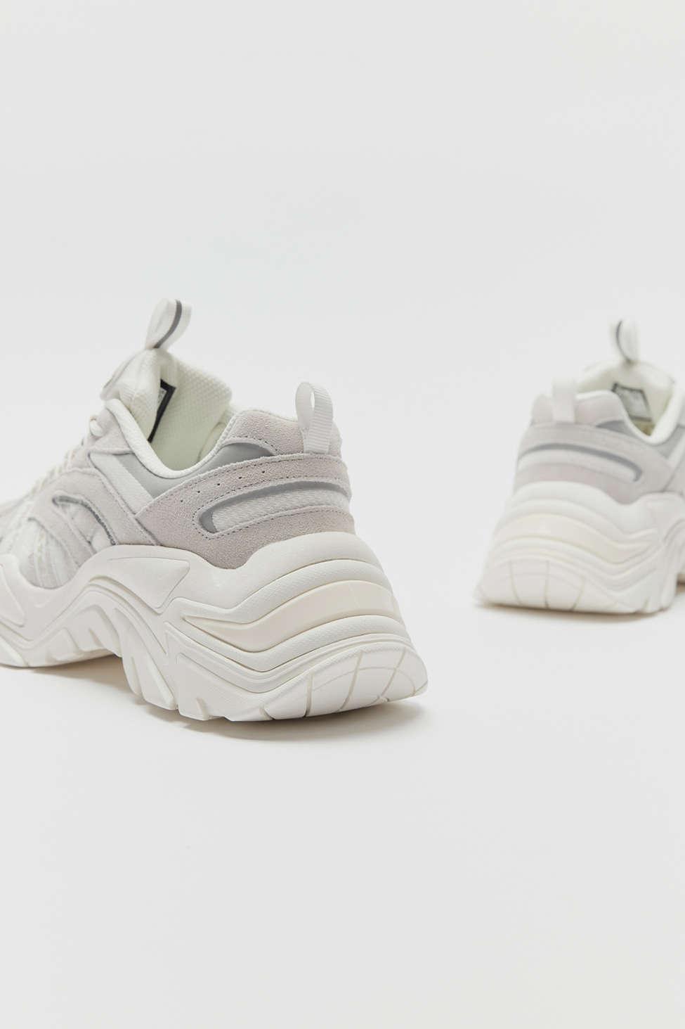 fila women's electrove suede