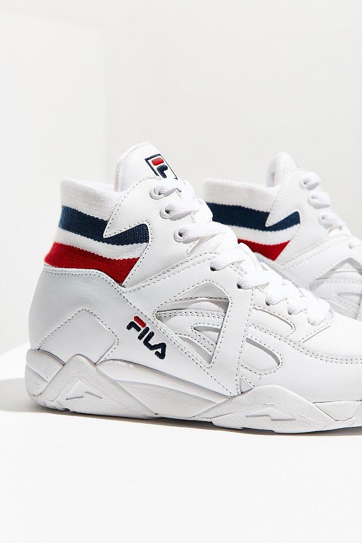 fila slip resistant shoes