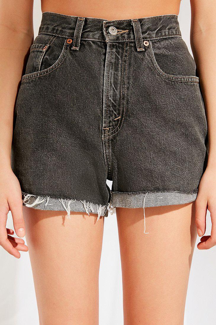 urban renewal levi's shorts