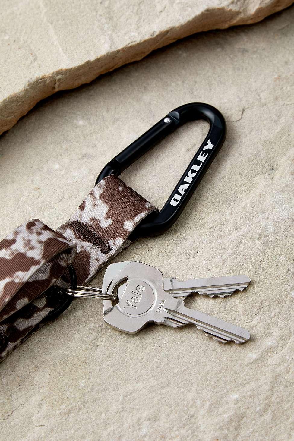 Oakley Brown Wanderlust Keychain for Men | Lyst UK