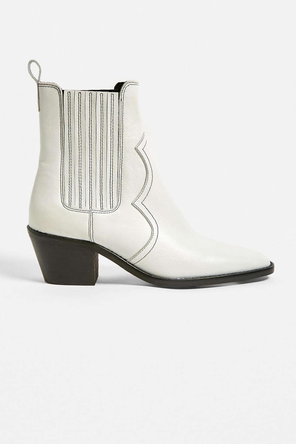 Urban Outfitters Uo Billie Leather Western Boot in White | Lyst