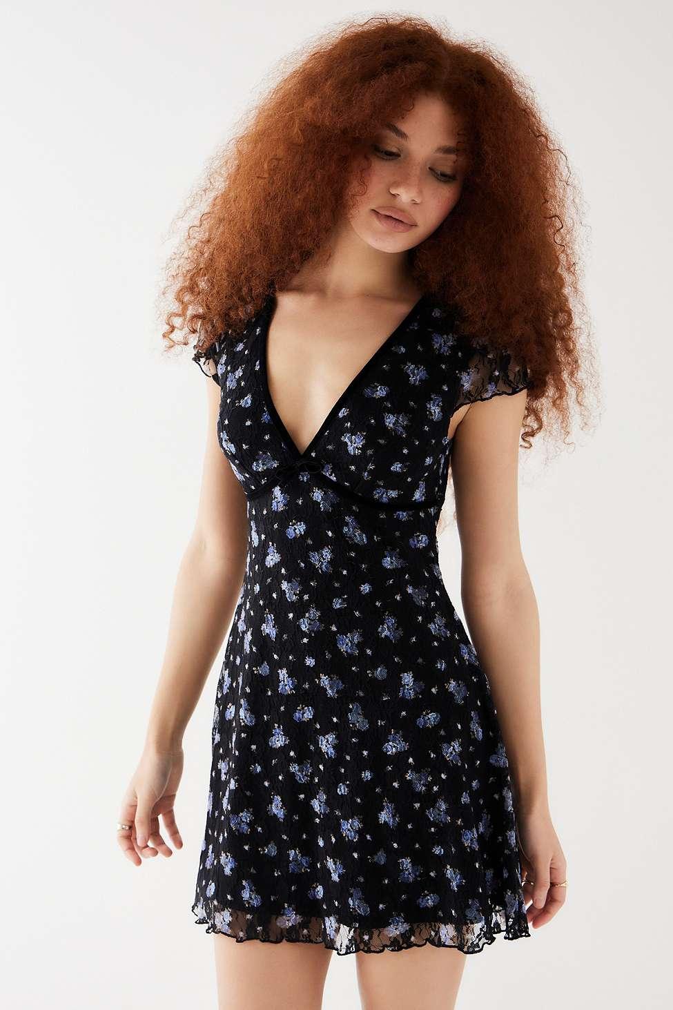 Kimchi blue fashion black floral dress