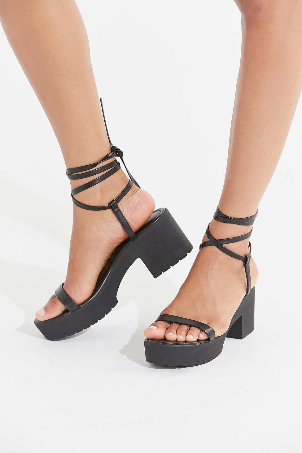 Urban Outfitters Uo Claire Lace-up Platform Sandal in Black | Lyst