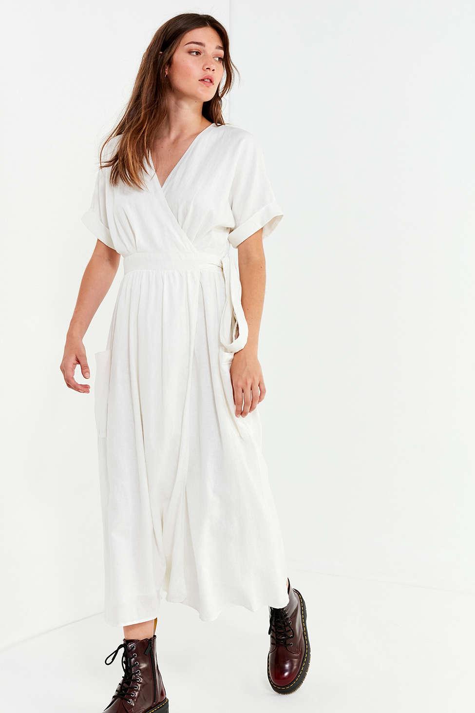 Urban Outfitters Uo Gabrielle Linen Midi Wrap Dress in White - Lyst