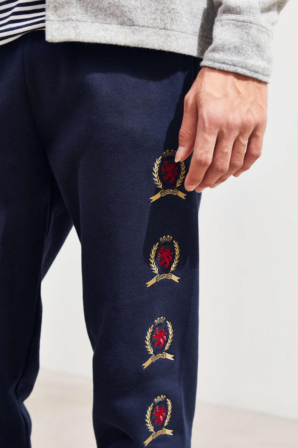 tommy jeans crest sweatpant