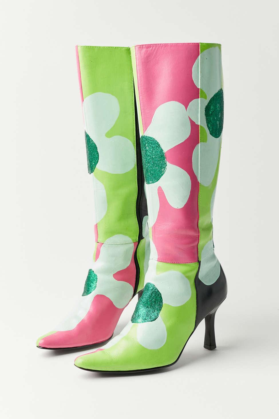 Urban Renewal Zig Zag Goods Repurposed Painted Gogo Boots in Green | Lyst