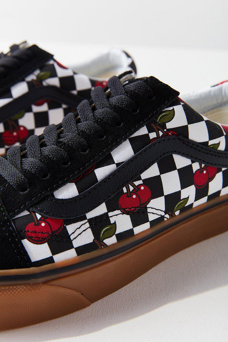 Vans Vans Cherry Checkerboard Old Skool Sneaker in Black | Lyst