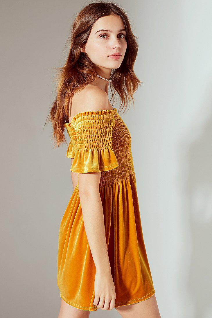 urban outfitters velvet dress