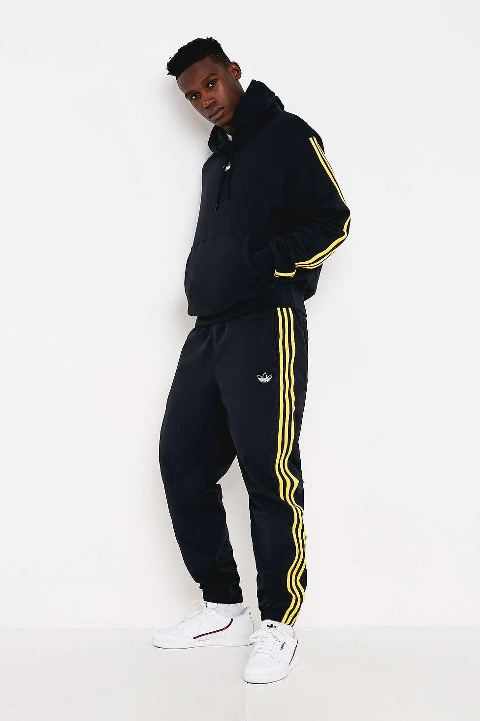 flock trefoil hoodie adidas