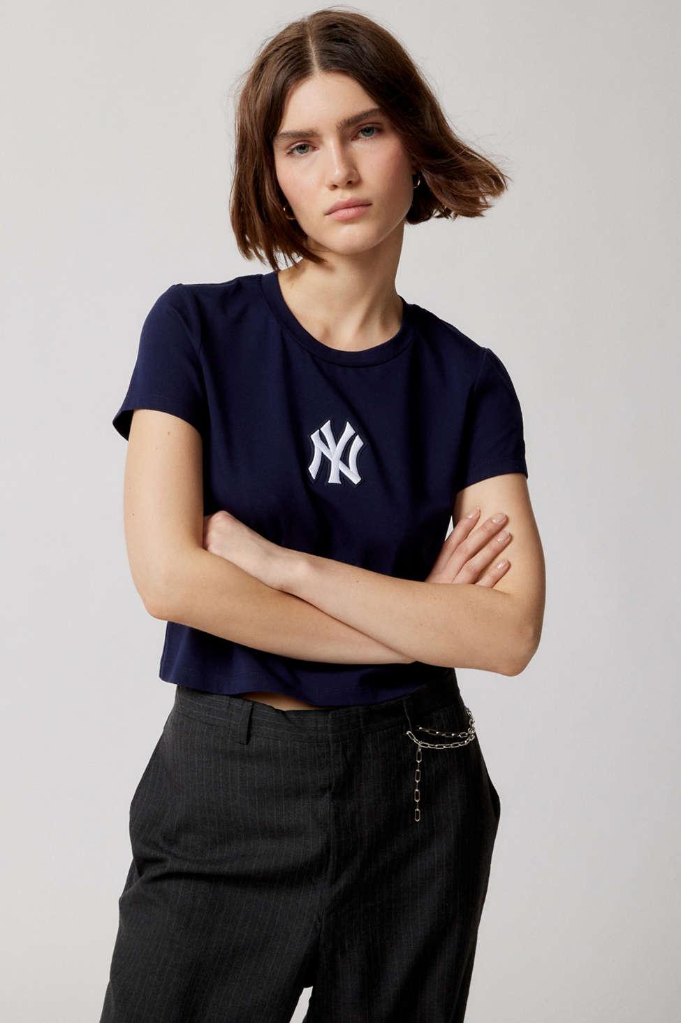 yankees t shirt women's