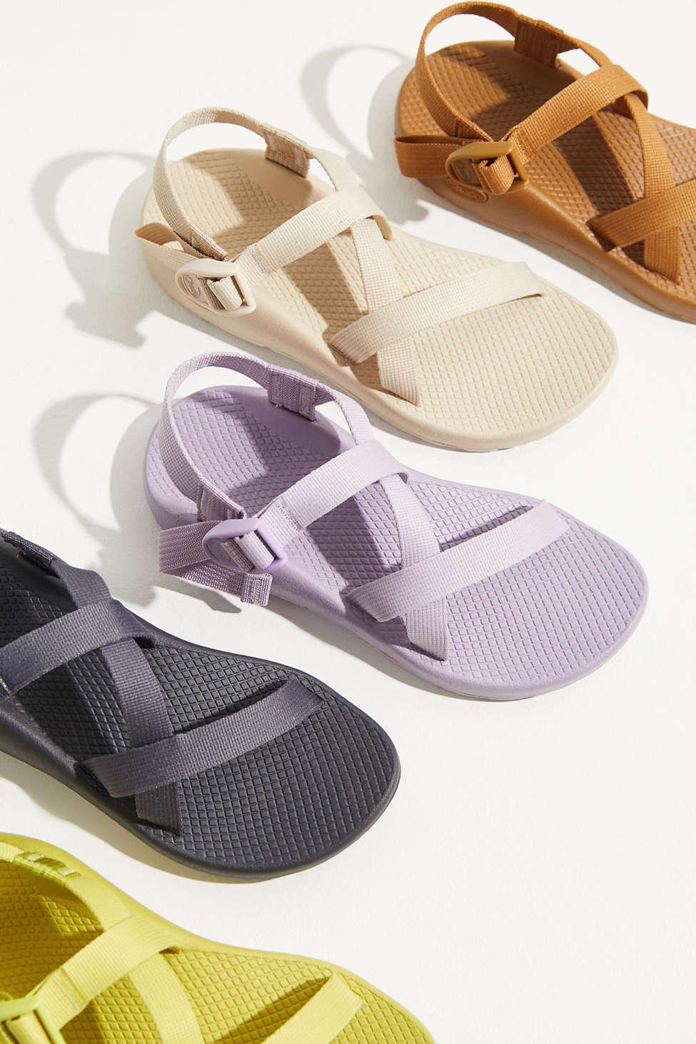 chromatic chacos