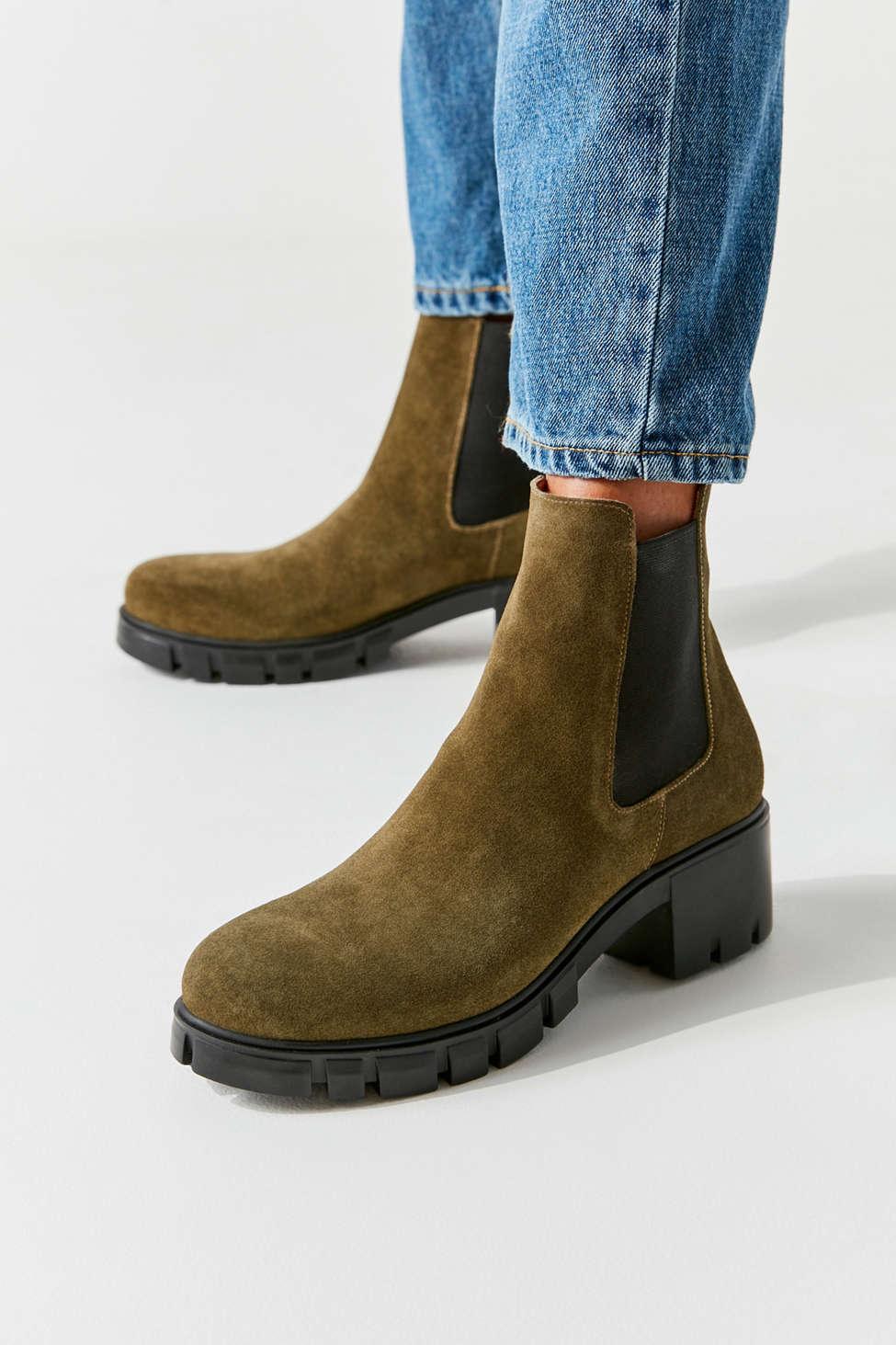 urban outfitters chunky boots