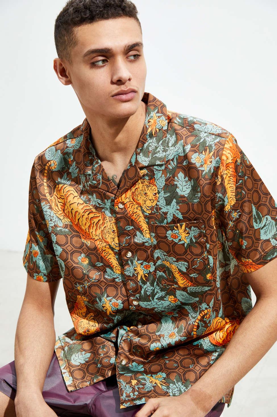 Urban Outfitters Uo Leafy Tiger Satin Short Sleeve Button-down Shirt for  Men | Lyst