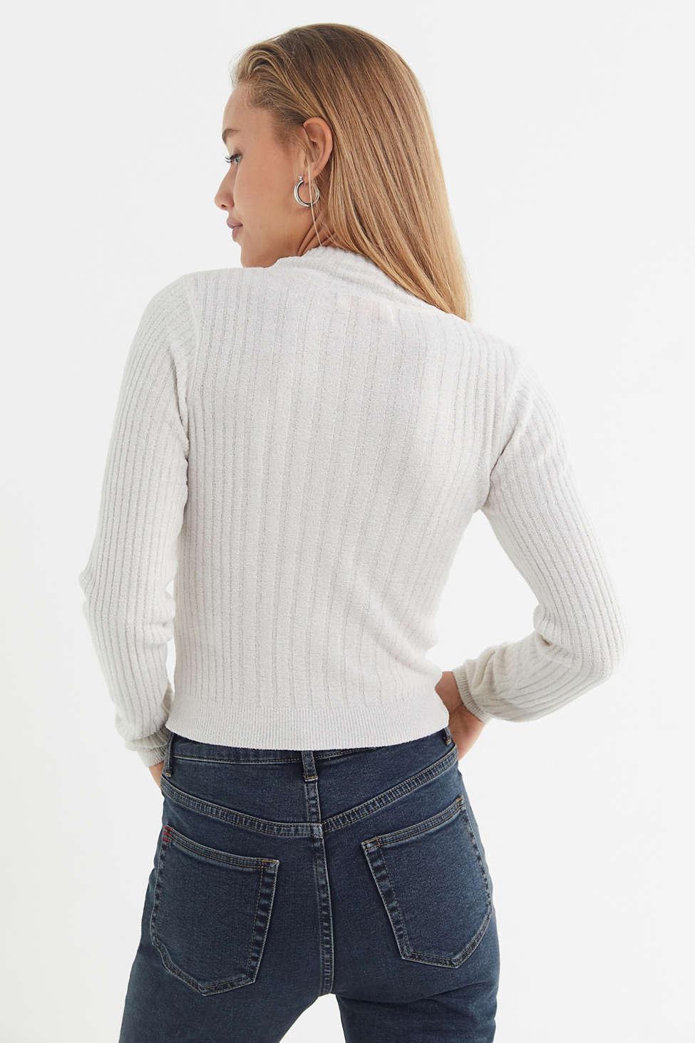 urban outfitters mock neck