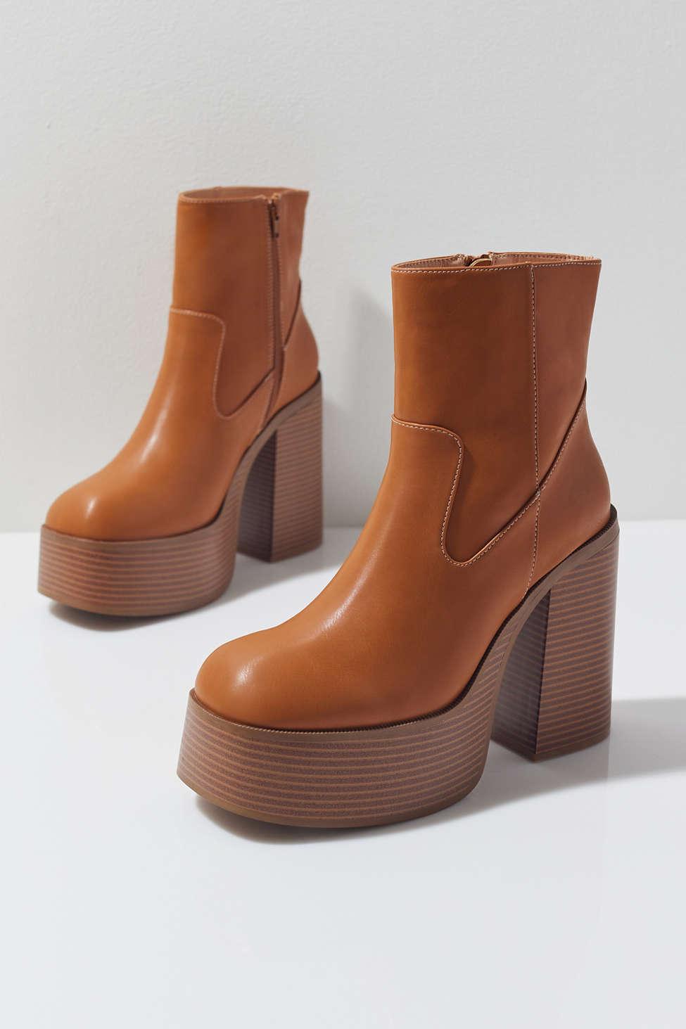 Brown leather platform boots online