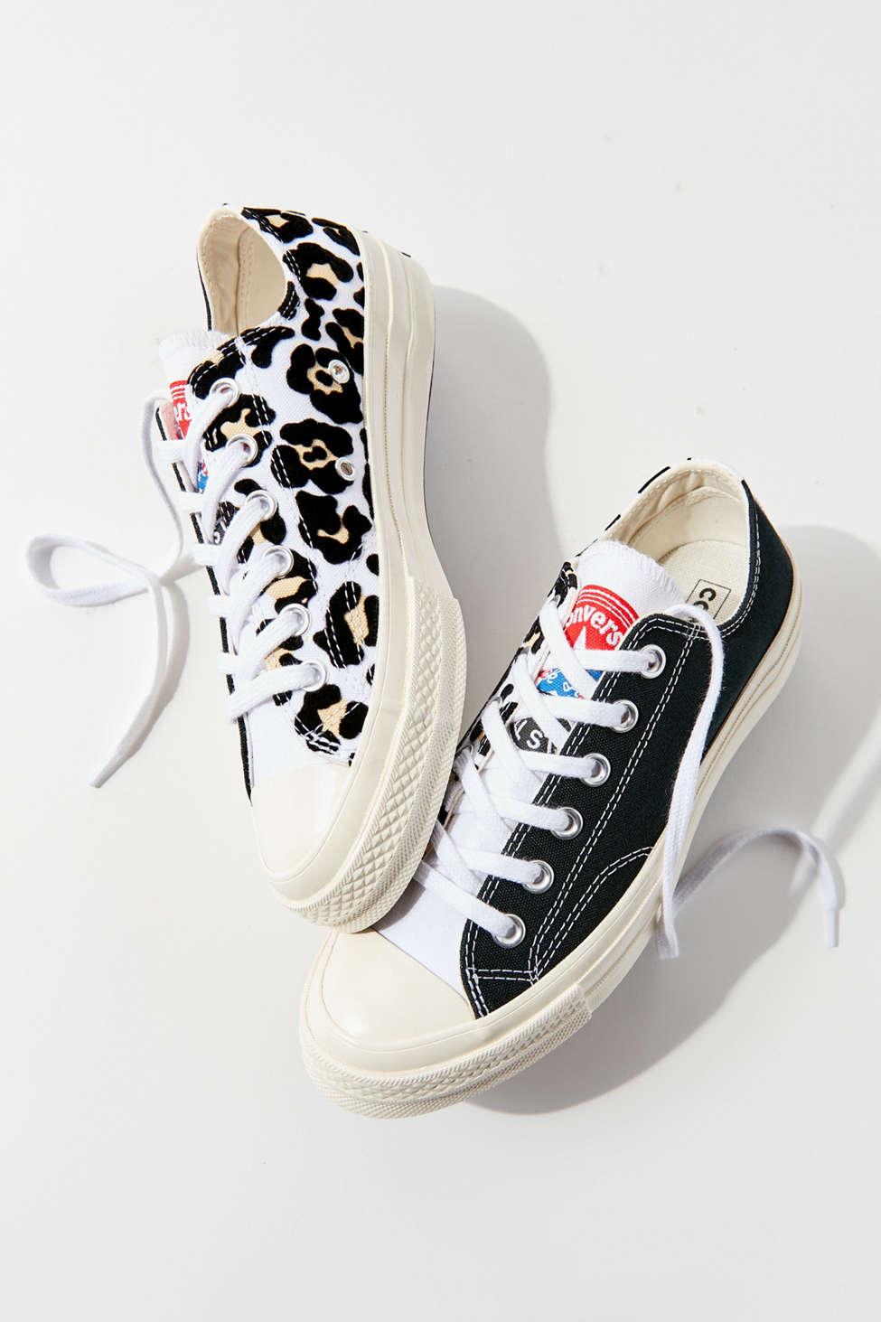 converse chuck 70 logo play