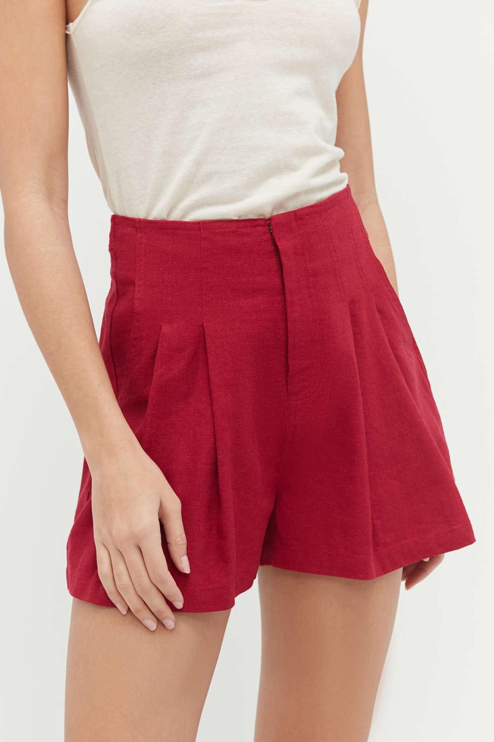 Urban Outfitters Uo Pleated Linen Highwaisted Short in Red Lyst