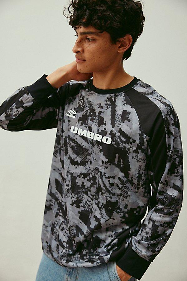 【UMBRO】 Wayfinder Pocket Long Sleeve T-Shirt Umbro Long-sleeve t-shirts for Men | Online Sale up to 48