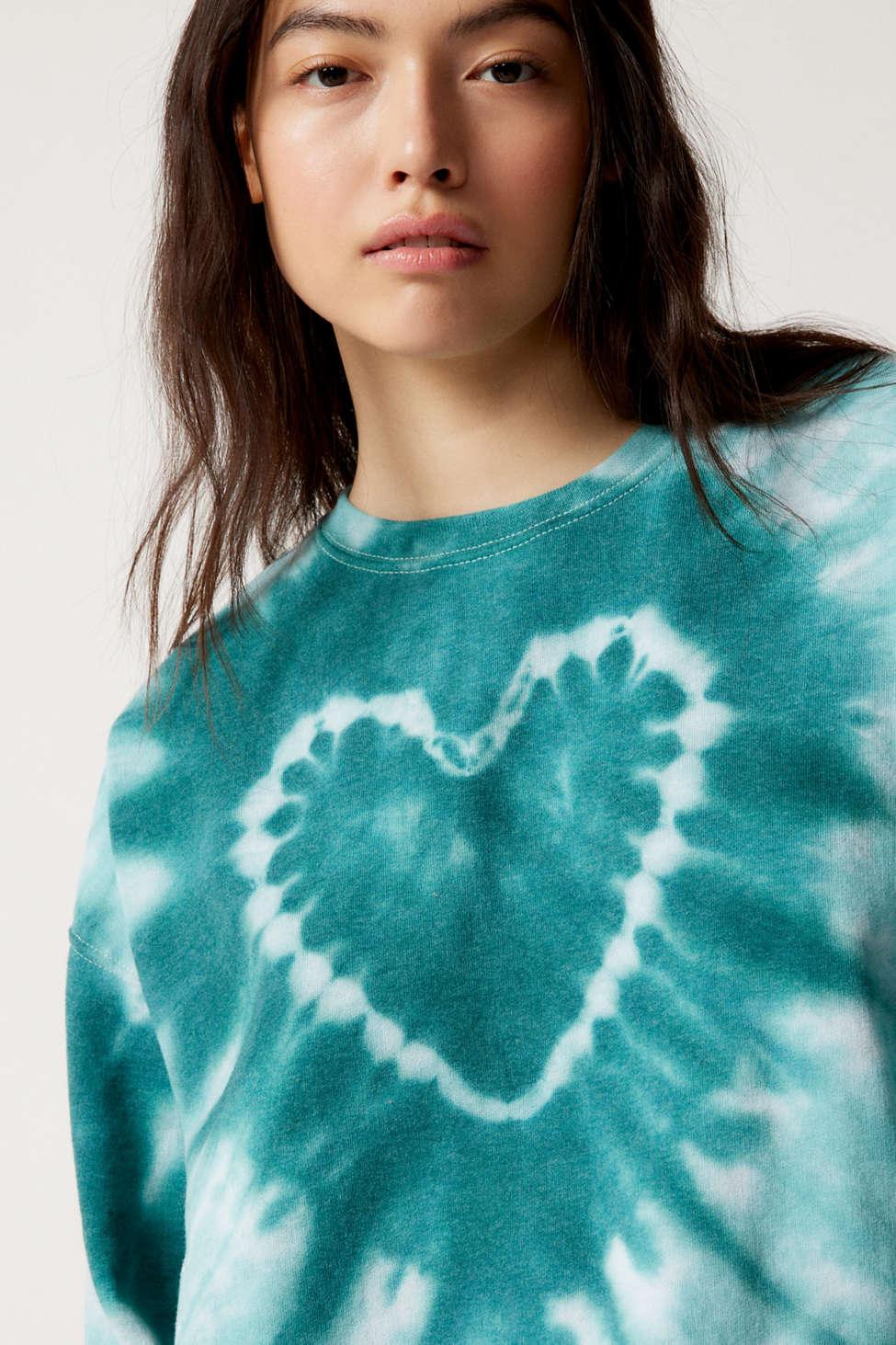 Urban Renewal Remade Heart Tie-dye Crew Neck Sweatshirt In Turquoise,at Urban  Outfitters in Green | Lyst