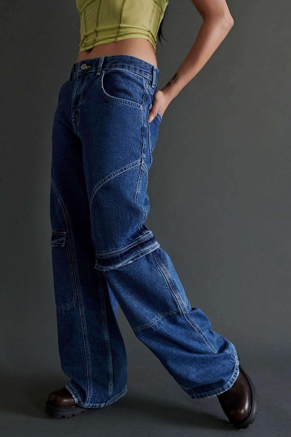 BDG Baggy Low-rise Wide Leg Jean in Blue