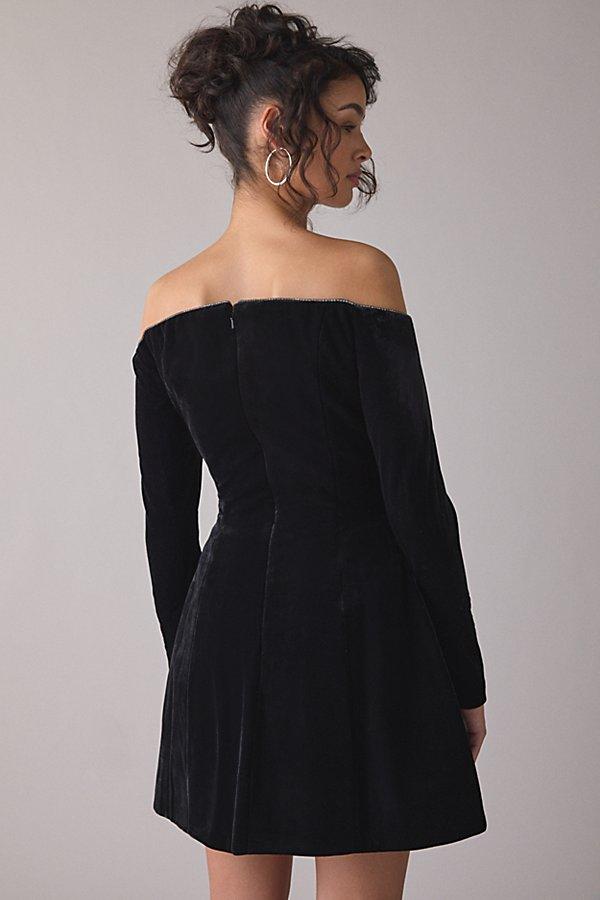 Bardot Luvia Velour Off-The-Shoulder Long Sleeve Mini Dress in Black | Lyst