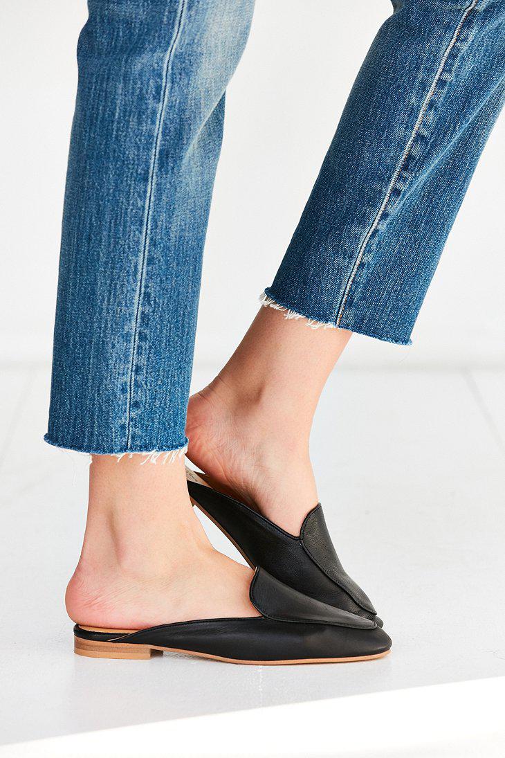 Urban Outfitters Leather Driving Loafer Mule in Black - Lyst