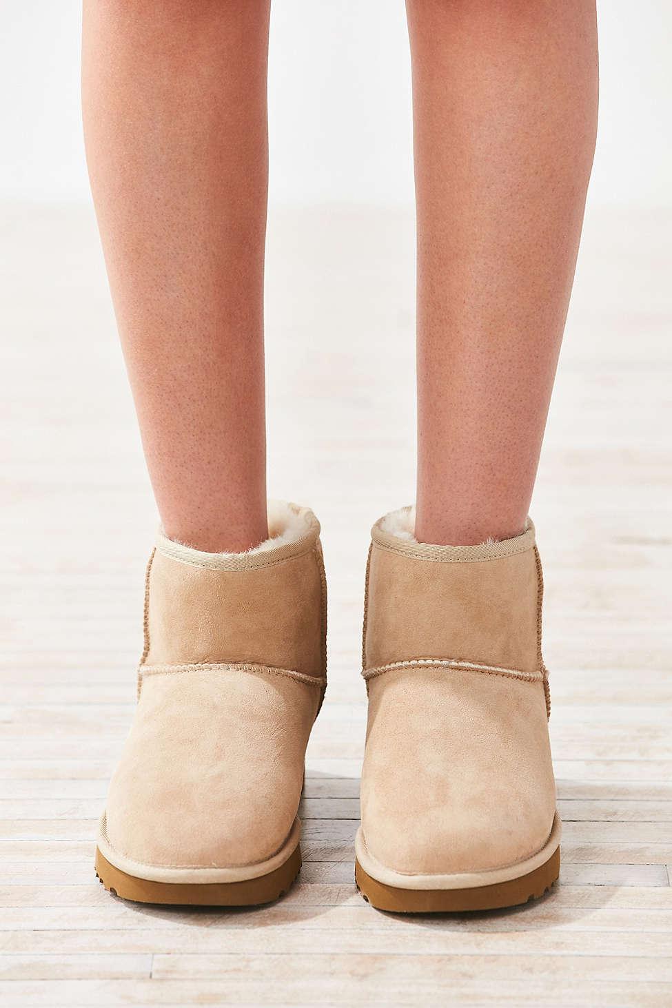 ugg mini ii sand