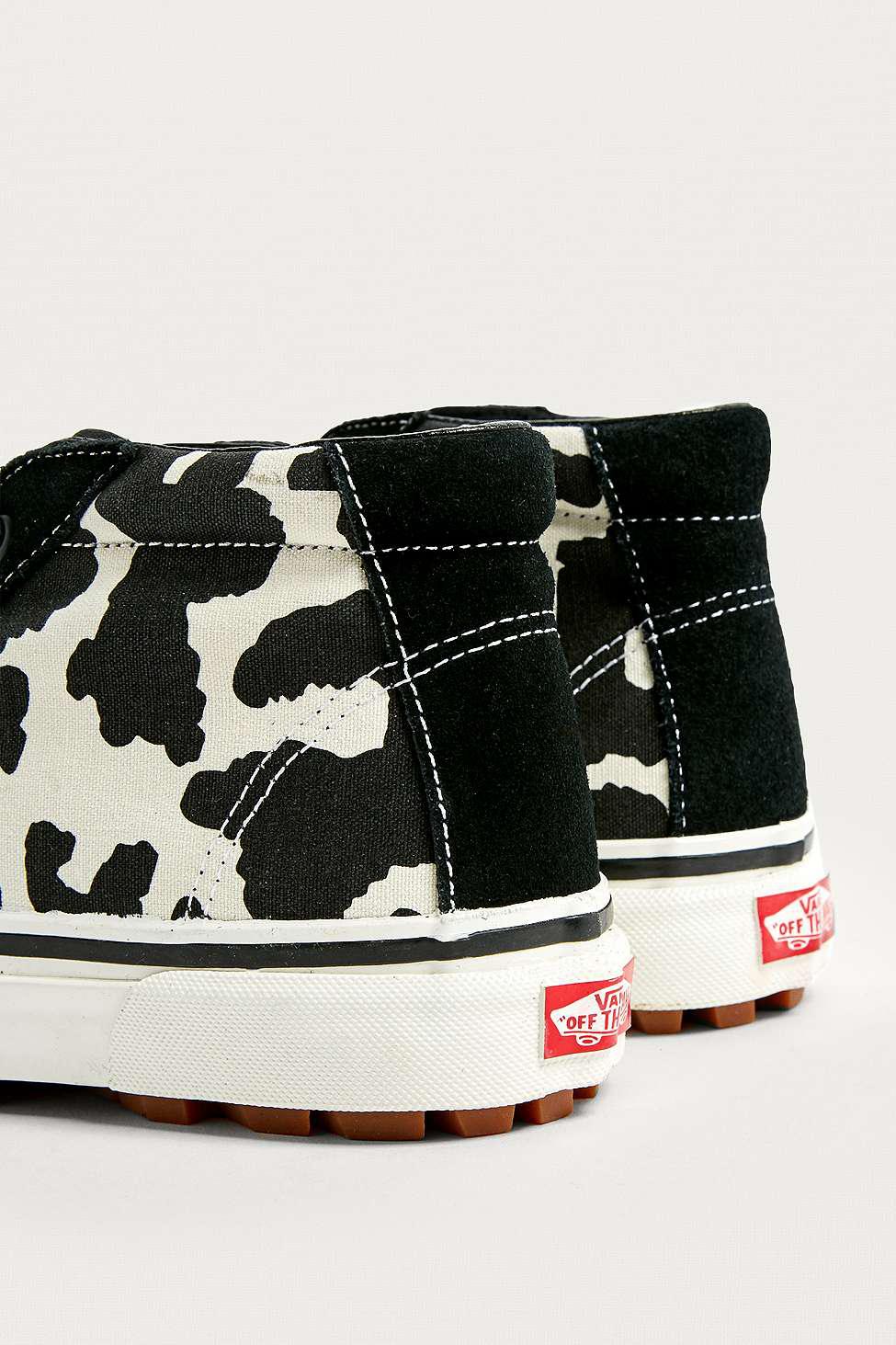vans style 29 mid dx cow print trainers