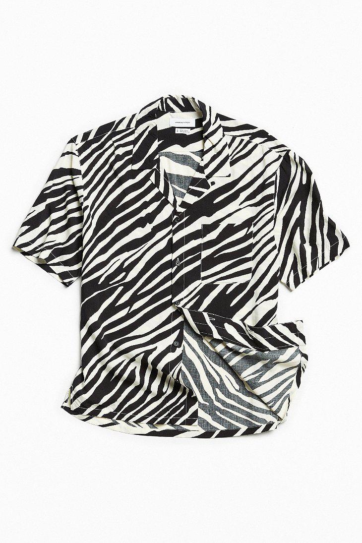 Urban Outfitters Uo Zebra Rayon Short Sleeve Button-down Shirt in