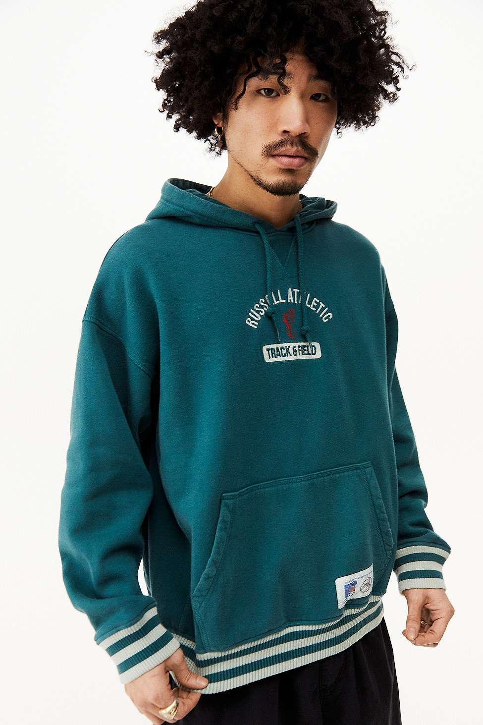 https://cdna.lystit.com/photos/urbanoutfitters/989b60f4/russell-athletic-Green-Russel-Athletic-Uo-Exclusive-Green-Hardwick-Hoodie.jpeg