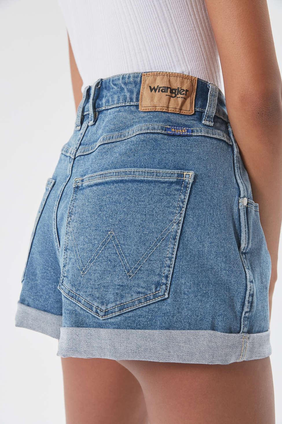 wrangler hourglass denim short