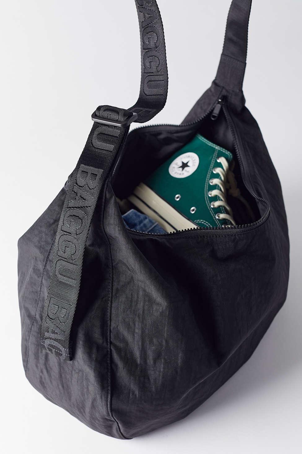 BAGGU Large Crescent Nylon Shoulder Bag in Black | Lyst
