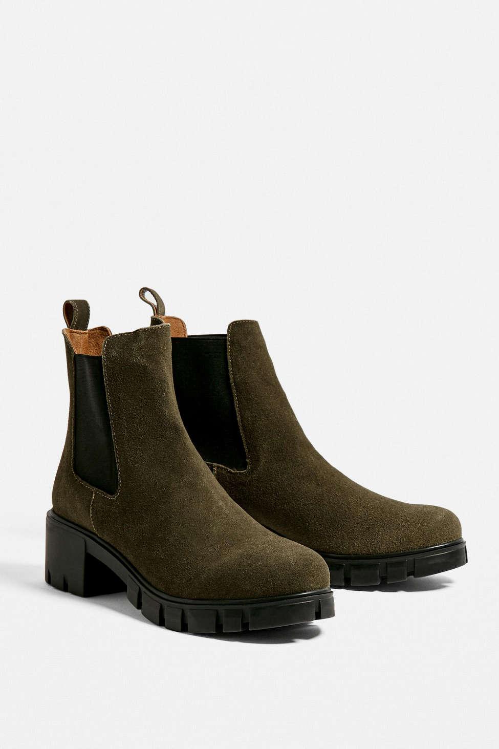 uo cara leather chelsea boot