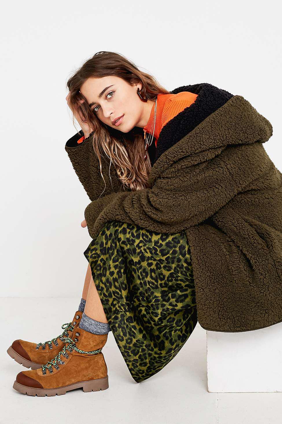 uo carmella