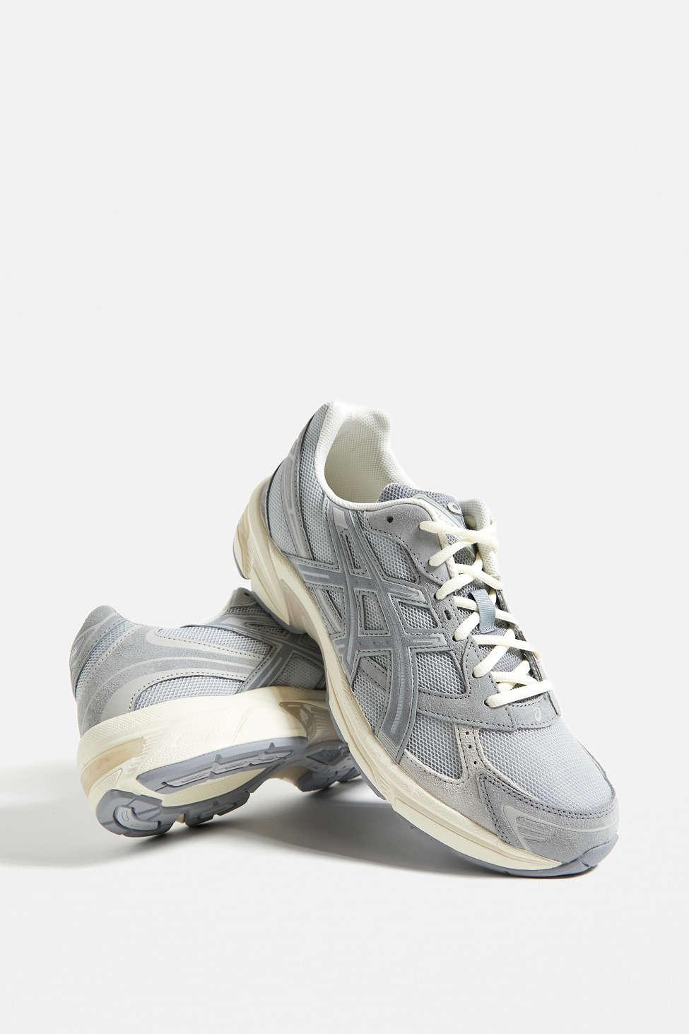 Asics Gel-1130 Sneaker In Light Grey,at Urban Outfitters in White for Men |  Lyst