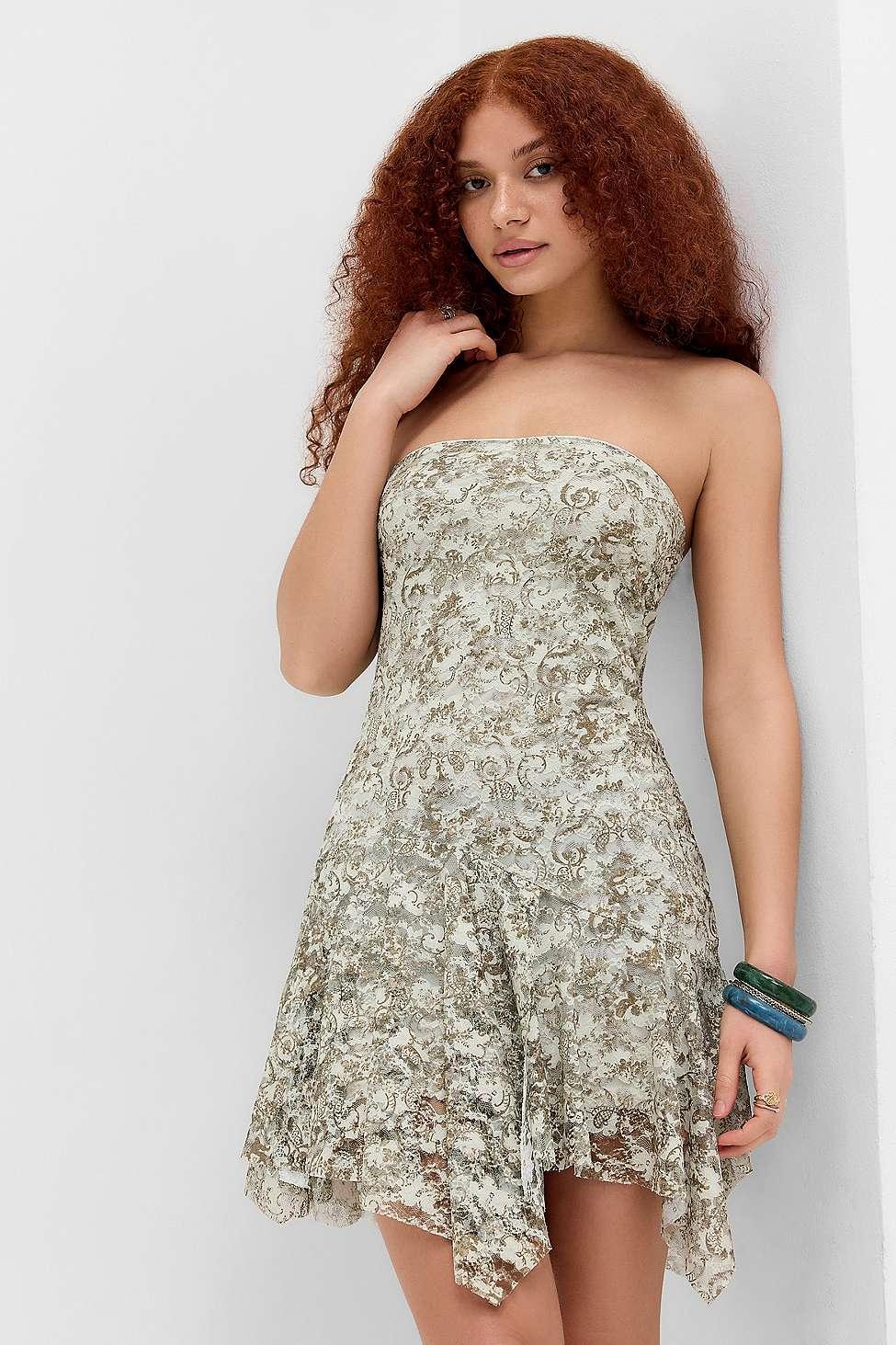 Silence + Noise Silence + Noise Edith Bandeau Lace Mini Dress in Green |  Lyst UK