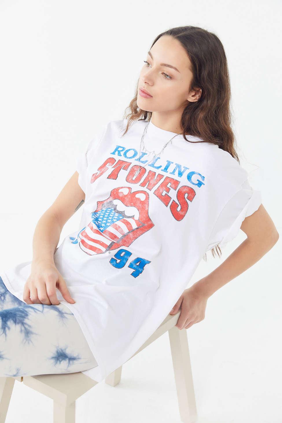 urban outfitters rolling stones t shirt