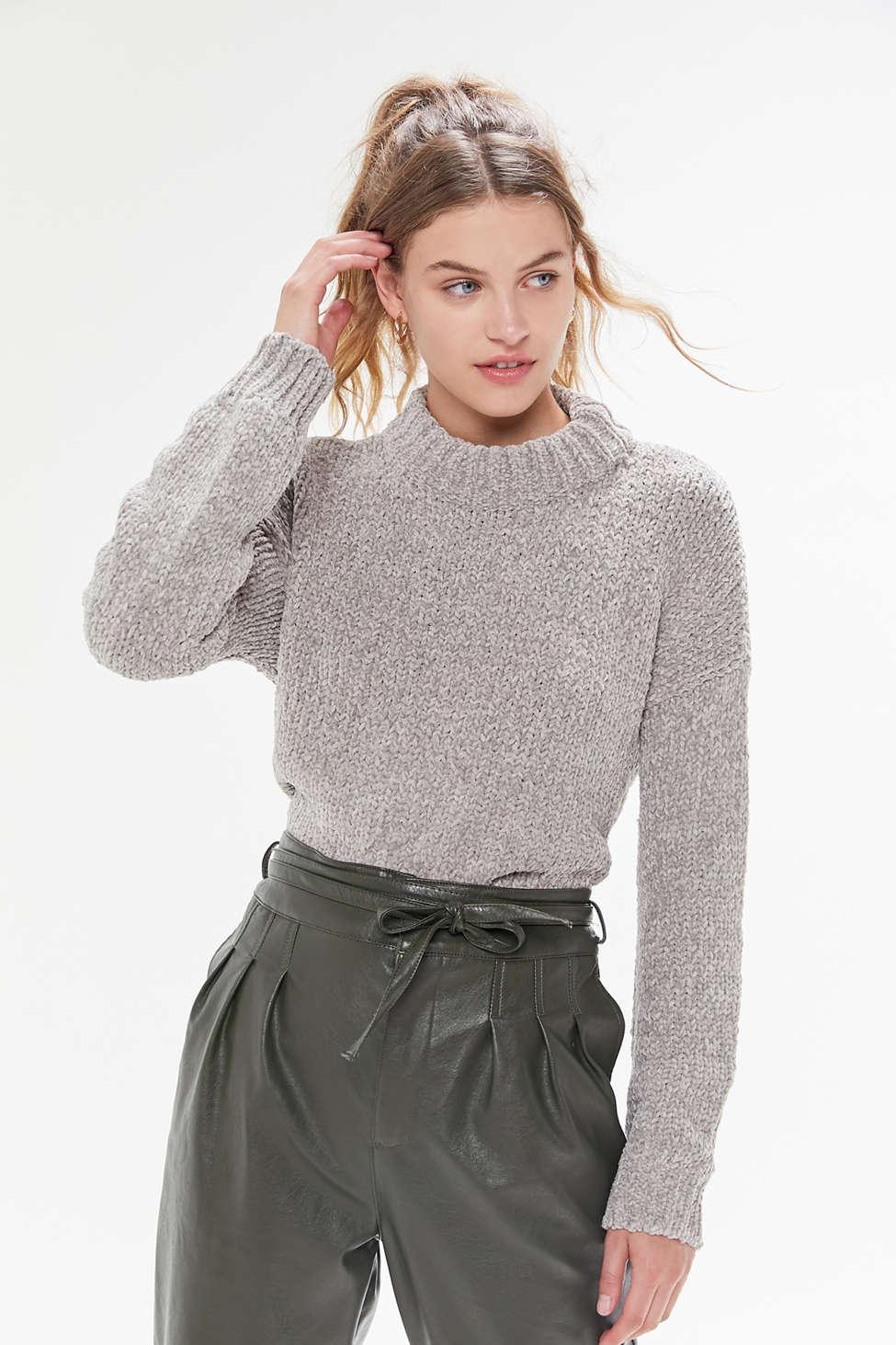 urban outfitters mock neck sweater