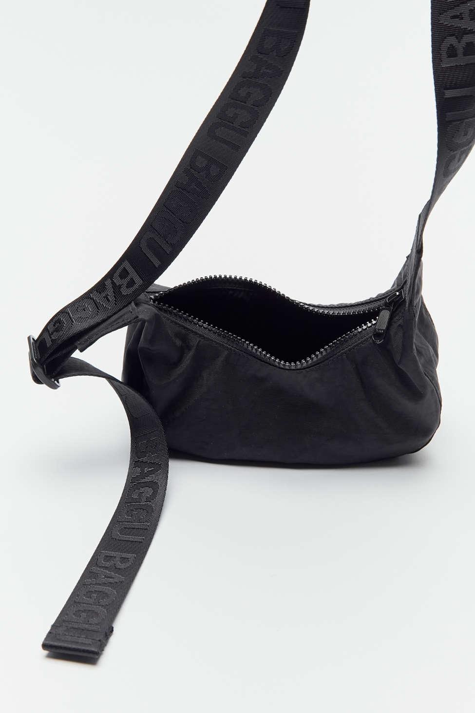 BAGGU Mini Nylon Crescent Bag in Black | Lyst