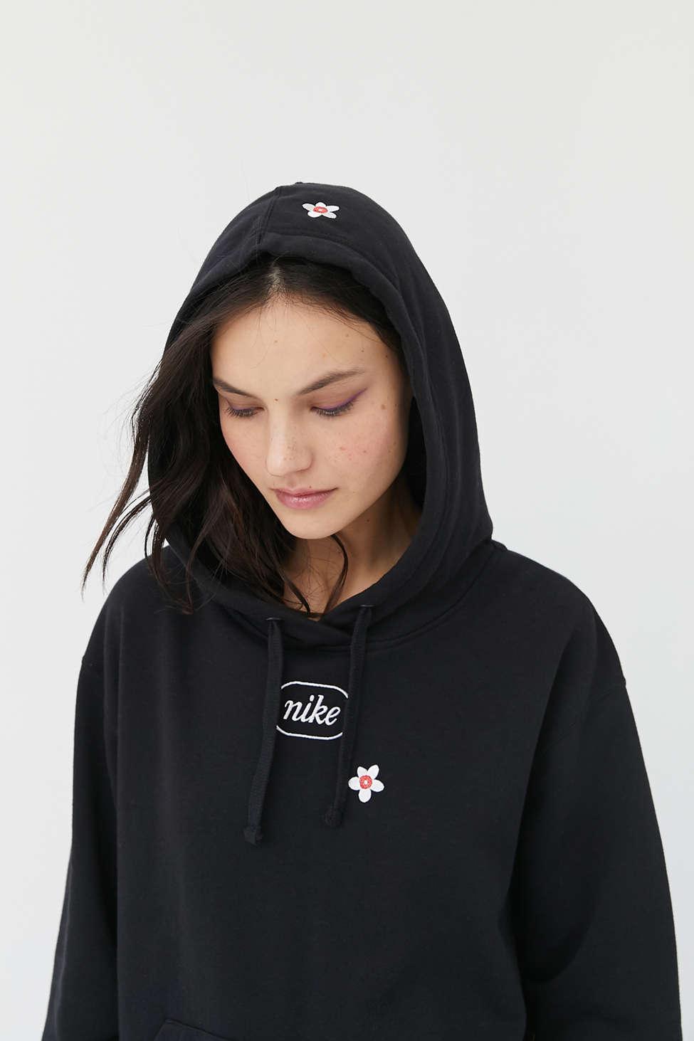 Nike Embroidered Flower Hoodie Sweatshirt in Black | Lyst
