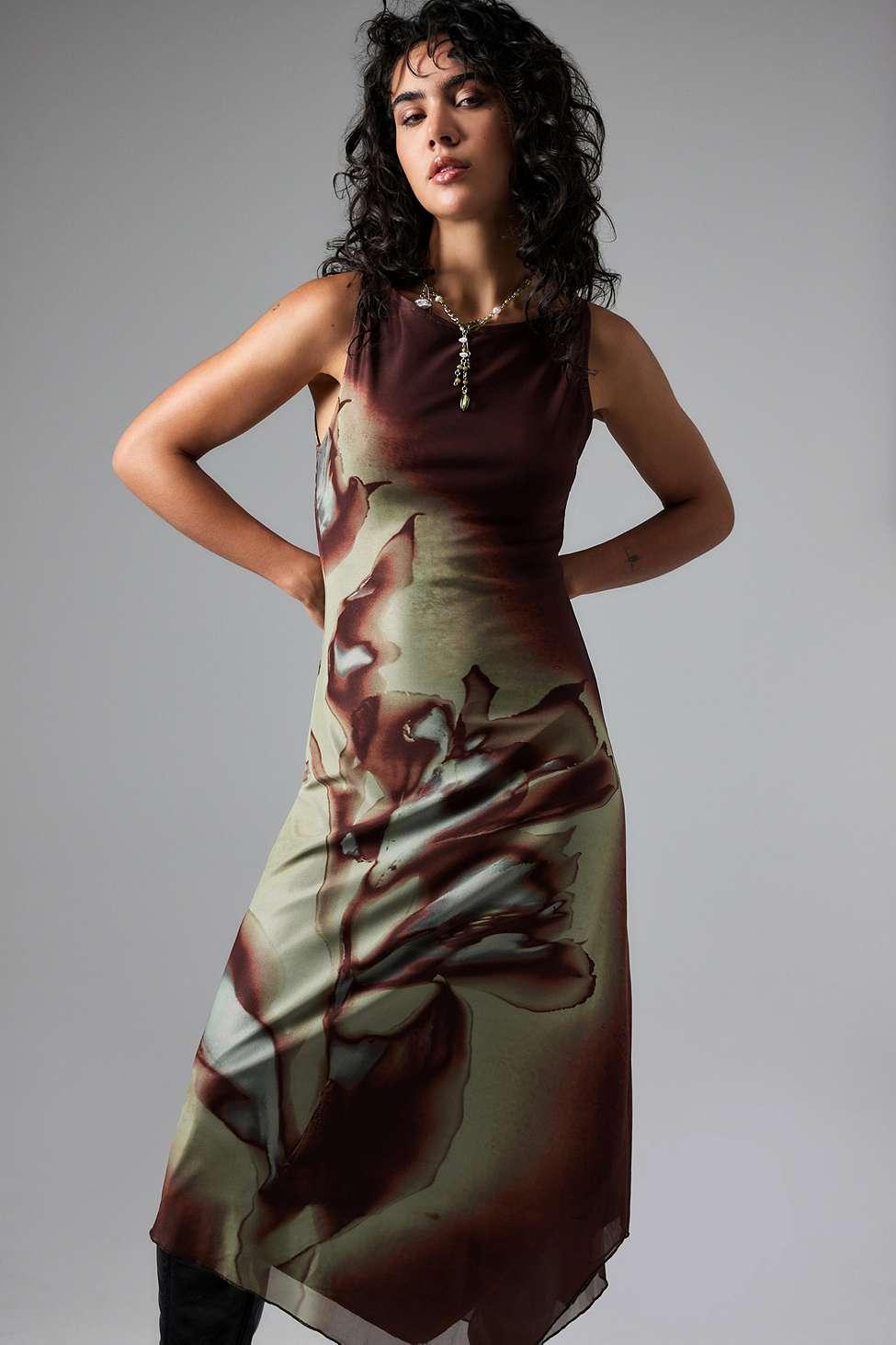 aysun midi dress in lumen mesh brown AU REVOIR MESH MIDI DRESS IN BROWN – AKIRA main image 0