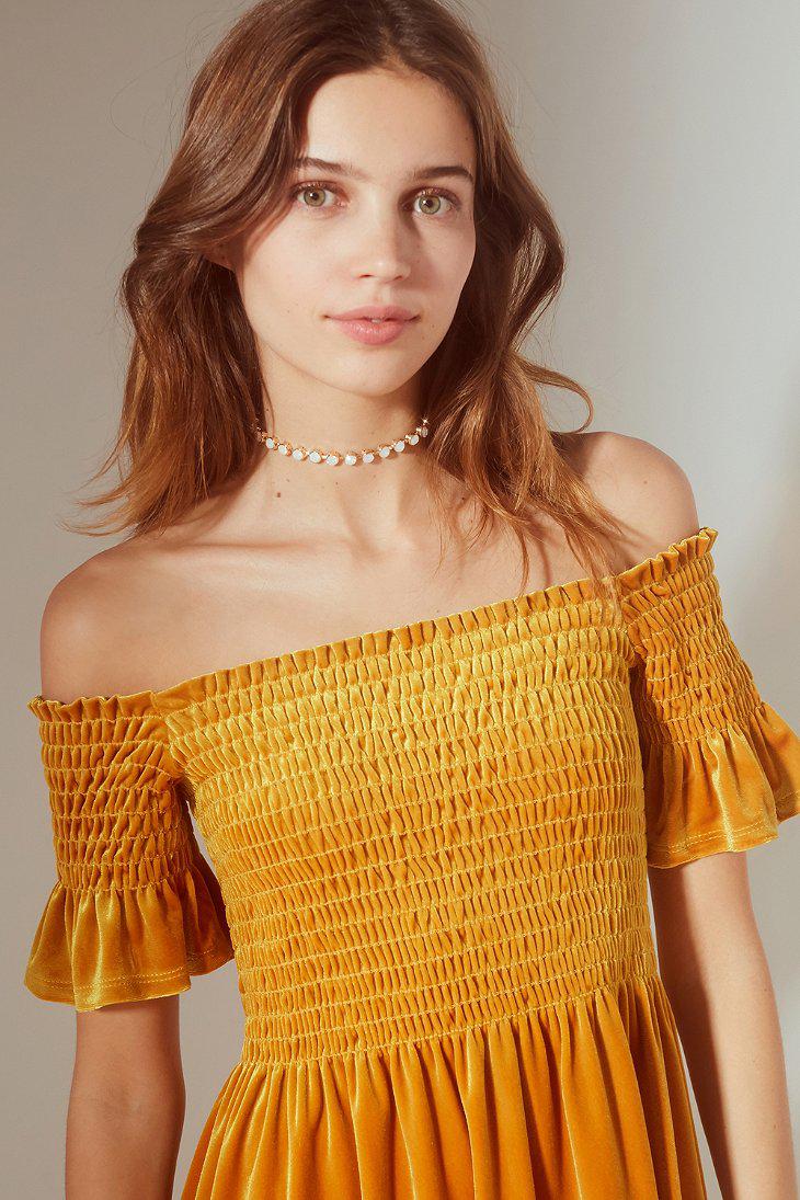 urban outfitters velvet dress