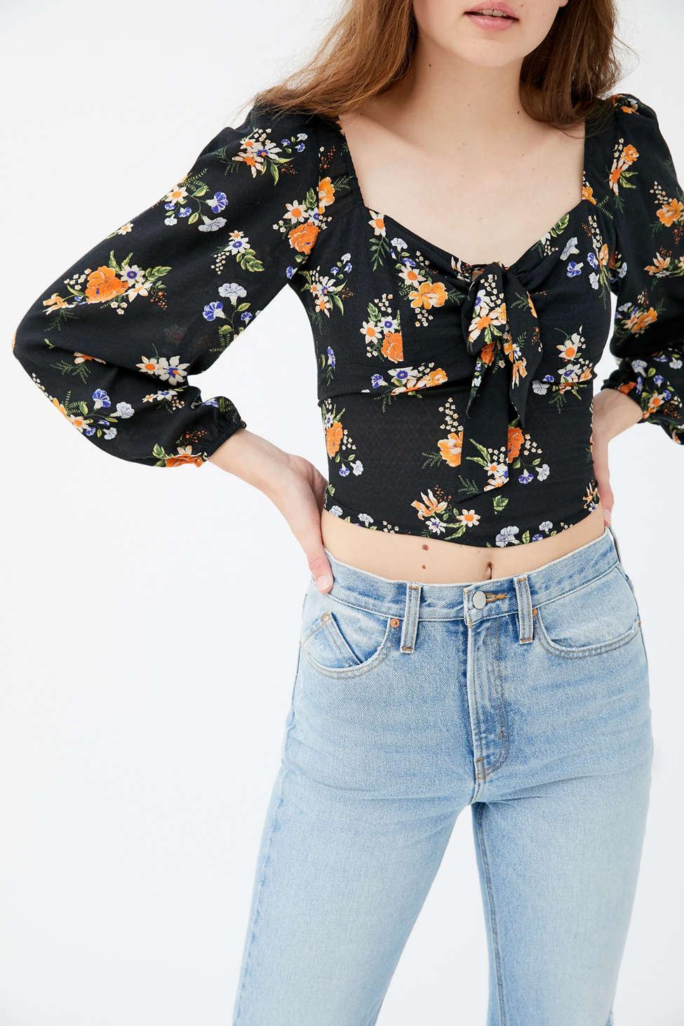 Urban Outfitters Uo Rosalind Puff Sleeve Top in Black | Lyst