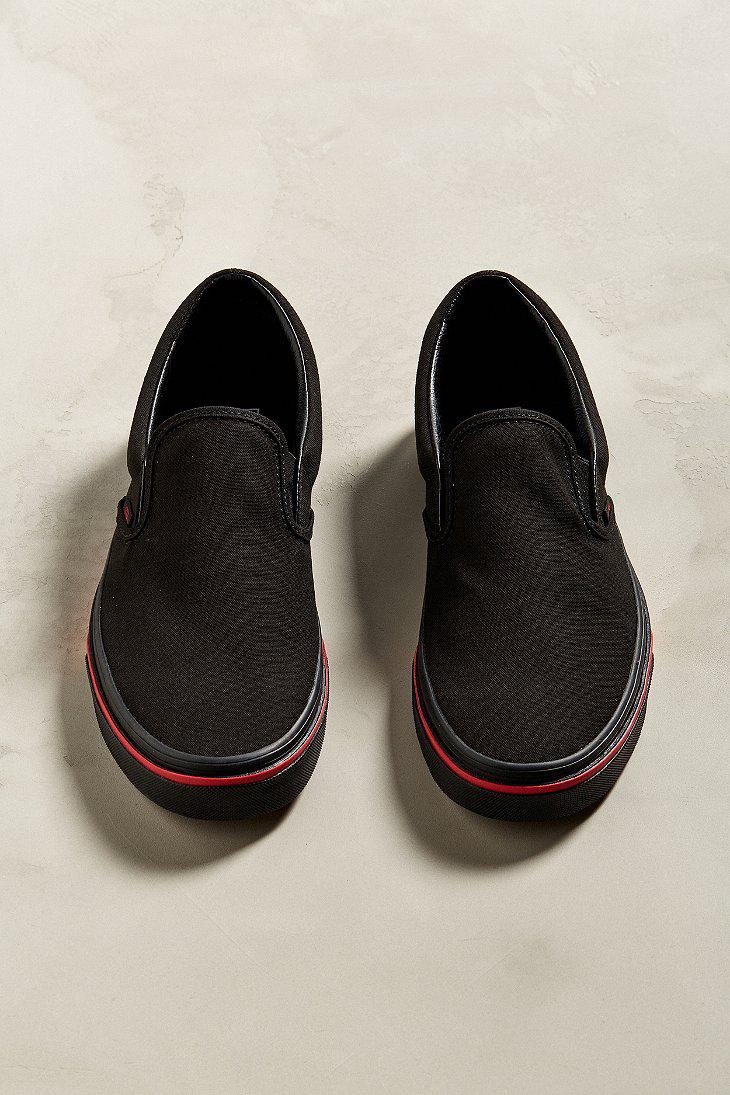 vans slip on flame wall