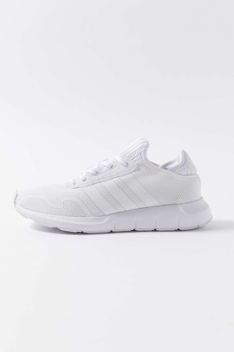 adidas swift run sneaker white