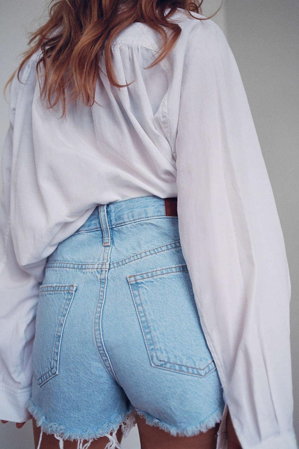 BDG Girlfriend High-waisted Denim Short 
