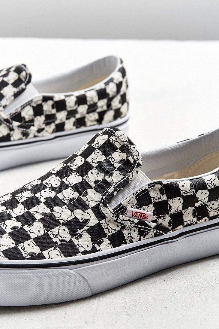 checkered snoopy vans
